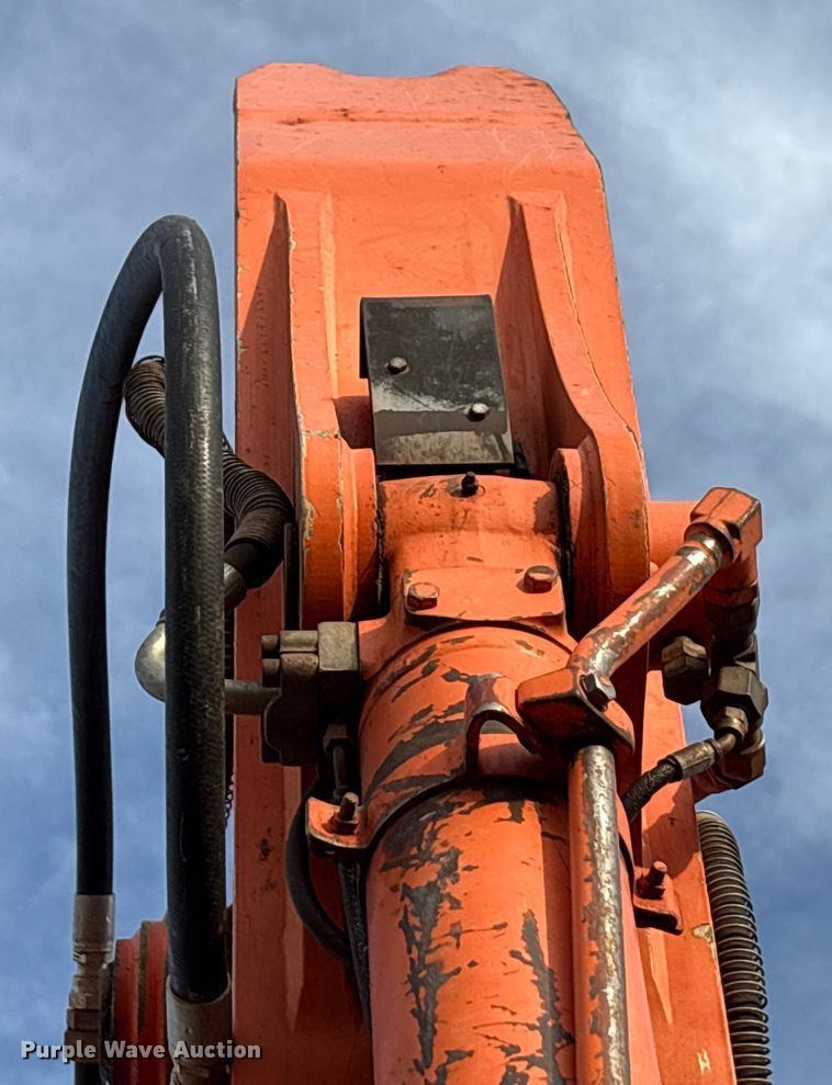 image for item EA7773 2009 Hitachi Zaxis 240LC-3 excavator