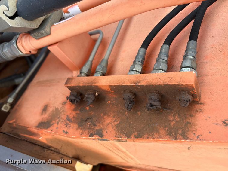 image for item EA7773 2009 Hitachi Zaxis 240LC-3 excavator