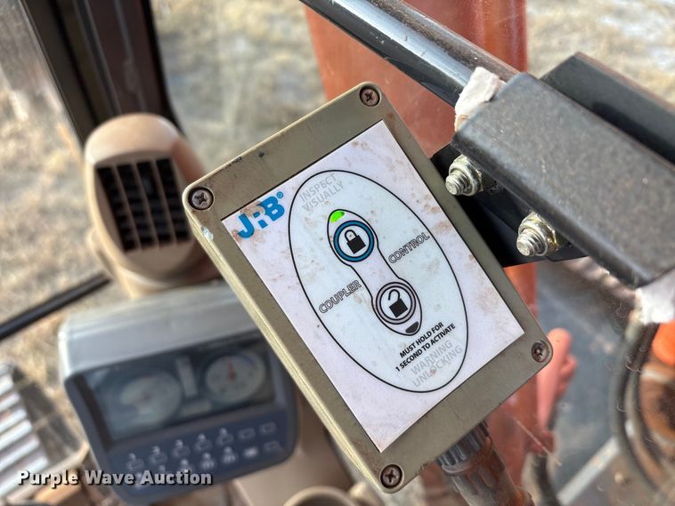 image for item EA7773 2009 Hitachi Zaxis 240LC-3 excavator