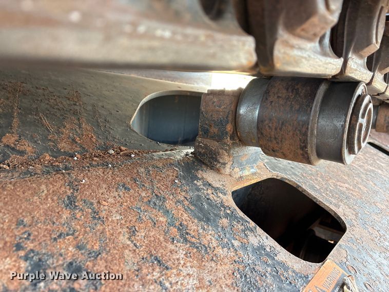 image for item EA7773 2009 Hitachi Zaxis 240LC-3 excavator