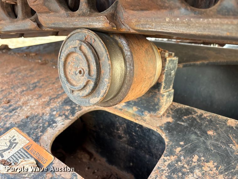 image for item EA7773 2009 Hitachi Zaxis 240LC-3 excavator