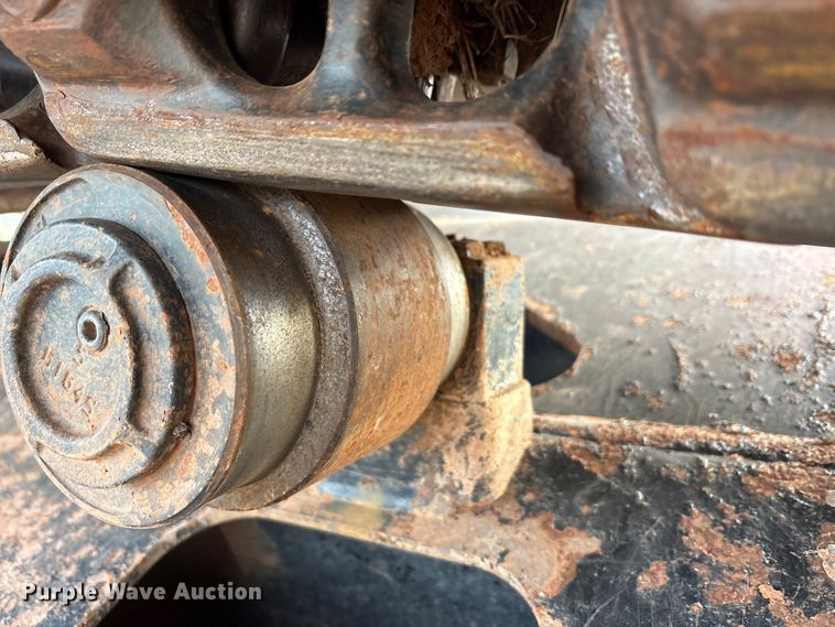 image for item EA7773 2009 Hitachi Zaxis 240LC-3 excavator