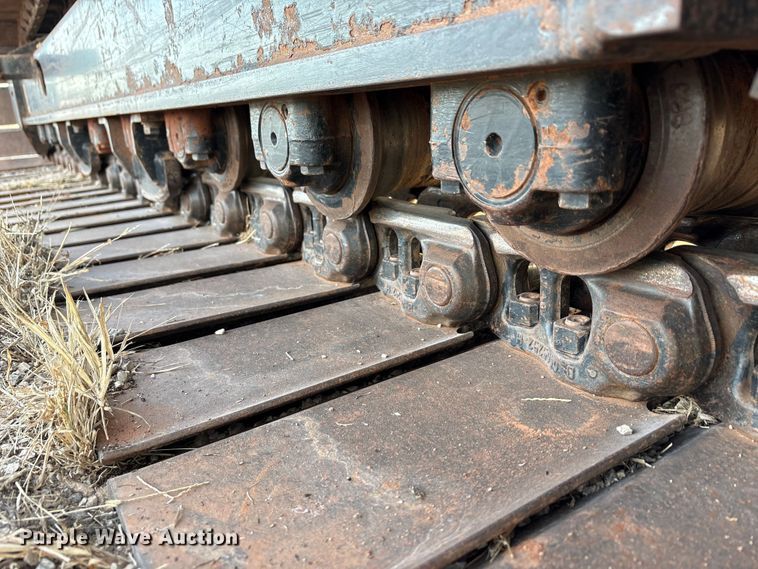 image for item EA7773 2009 Hitachi Zaxis 240LC-3 excavator