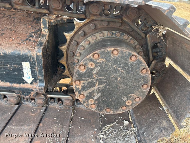 image for item EA7773 2009 Hitachi Zaxis 240LC-3 excavator