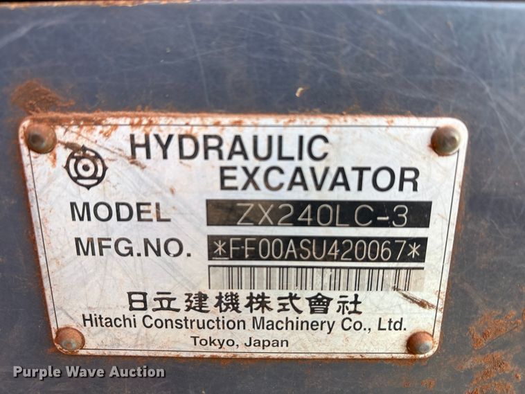 image for item EA7773 2009 Hitachi Zaxis 240LC-3 excavator