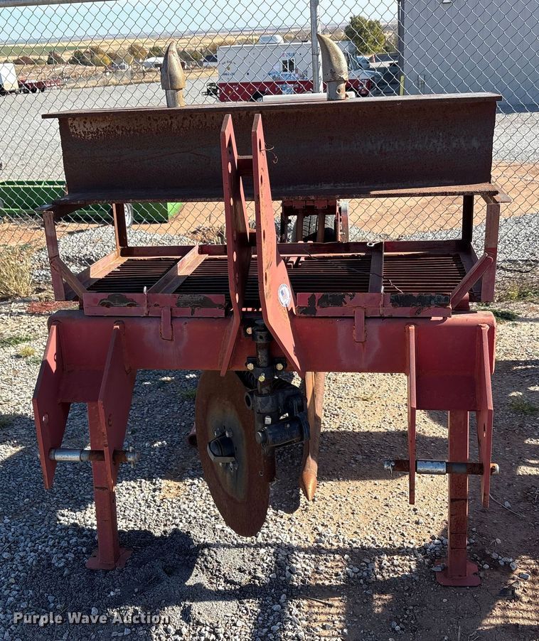 image for item EA7774 Elston GA-800 Gopher Getter applicator