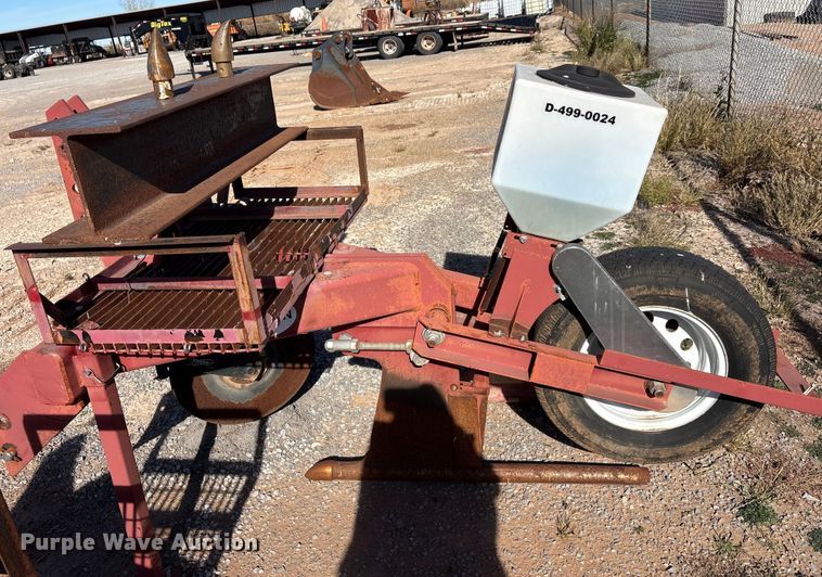 image for item EA7774 Elston GA-800 Gopher Getter applicator