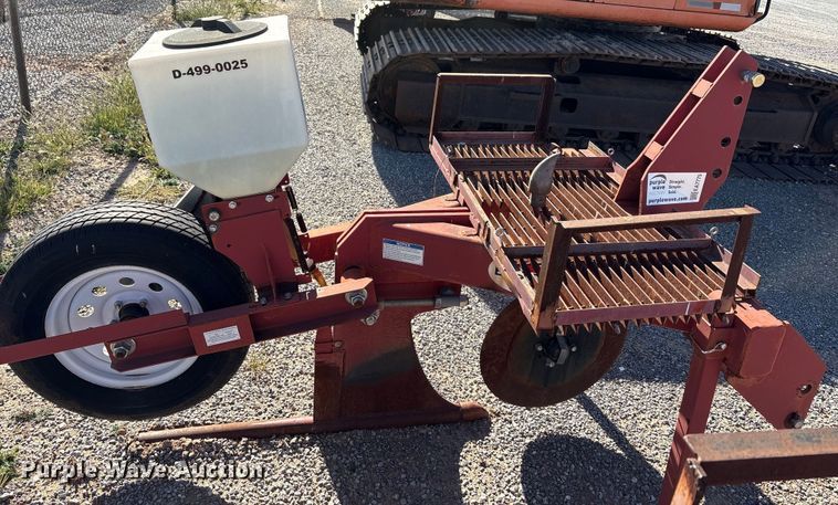 image for item EA7775 Elston  GA-800 Gopher Getter applicator