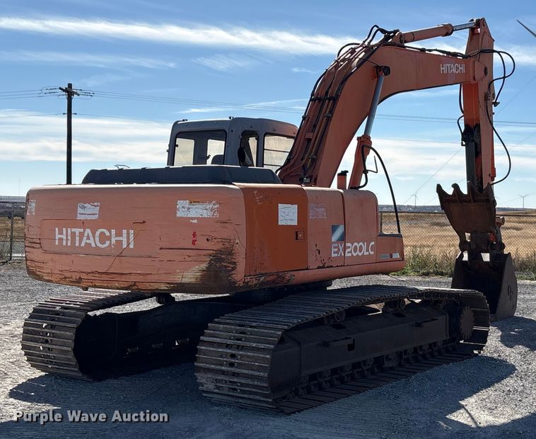 EXCAVADORA 1999 HITACHI EX200LC5
