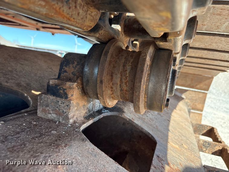 image for item EA7776 1999 Hitachi EX200LC-5 excavator