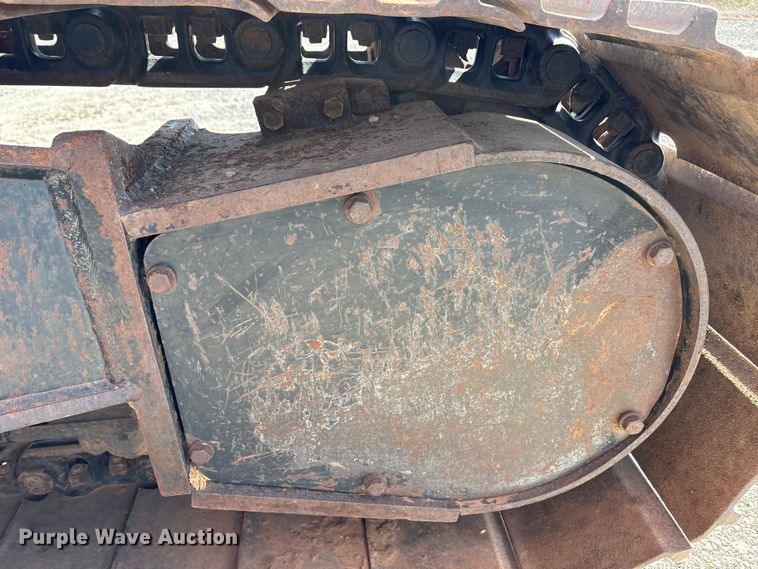 image for item EA7776 1999 Hitachi EX200LC-5 excavator