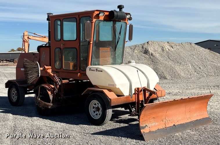 image for item EA7778 2003 Broce RC350 broom