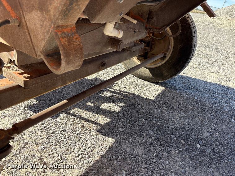 image for item EA7778 2003 Broce RC350 broom