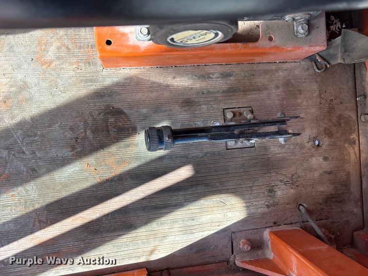 image for item EA7778 2003 Broce RC350 broom