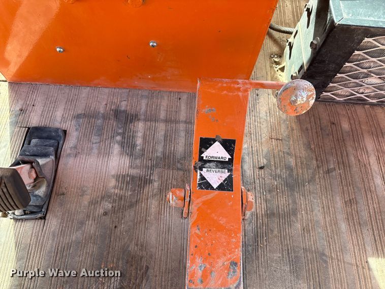 image for item EA7778 2003 Broce RC350 broom