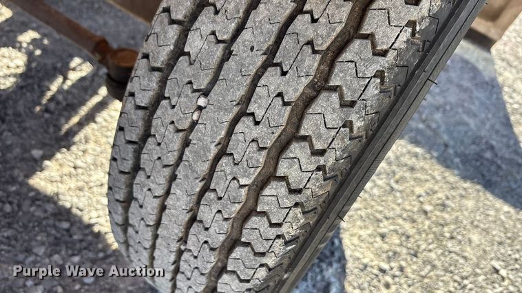 image for item EA7778 2003 Broce RC350 broom