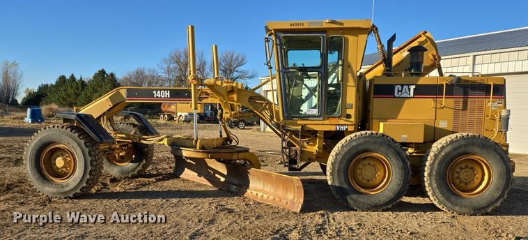 image for item EB1120 1996 Caterpillar 140H motor grader