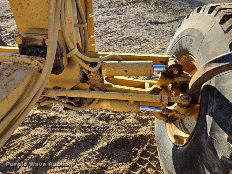 image for item EB1120 1996 Caterpillar 140H motor grader