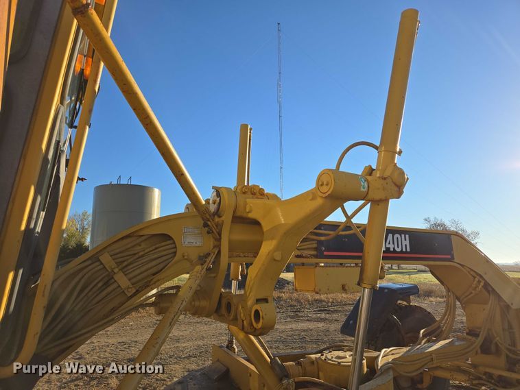 image for item EB1120 1996 Caterpillar 140H motor grader
