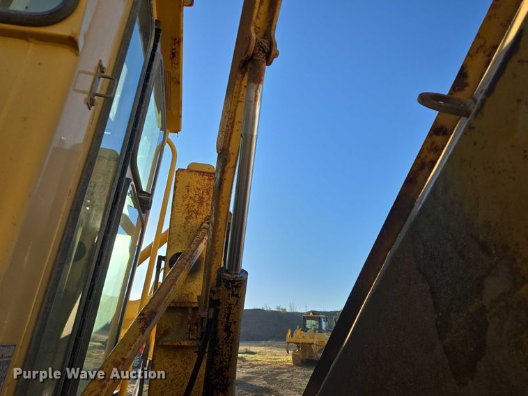 image for item EB1120 1996 Caterpillar 140H motor grader