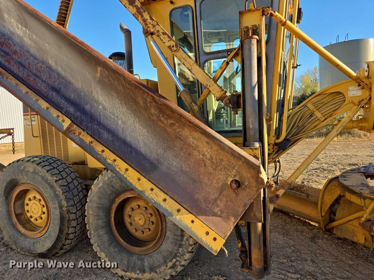 image for item EB1120 1996 Caterpillar 140H motor grader