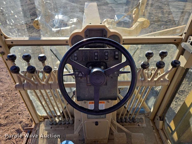 image for item EB1120 1996 Caterpillar 140H motor grader