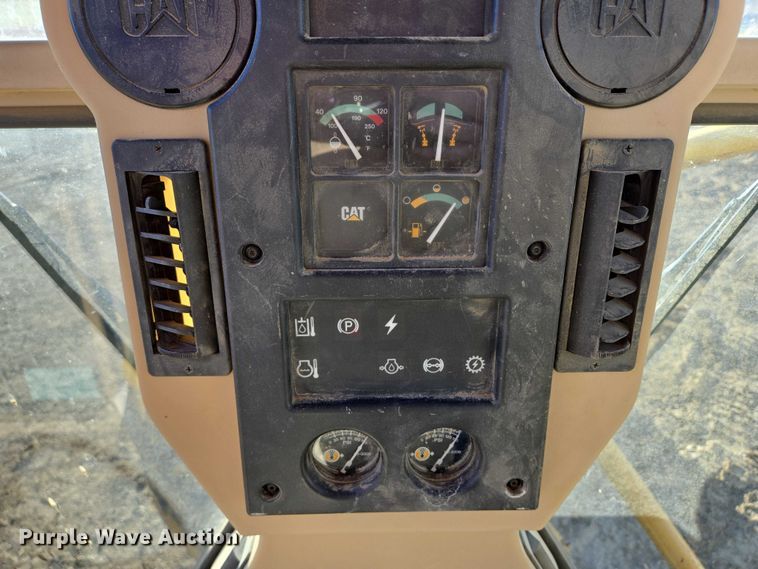 image for item EB1120 1996 Caterpillar 140H motor grader