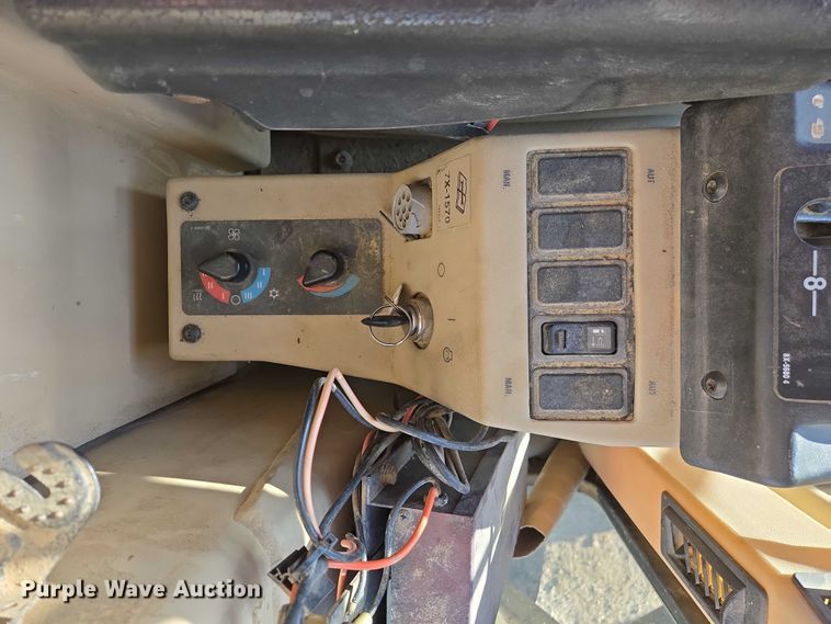 image for item EB1120 1996 Caterpillar 140H motor grader