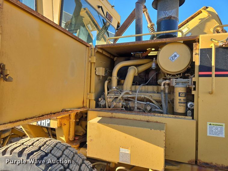 image for item EB1120 1996 Caterpillar 140H motor grader