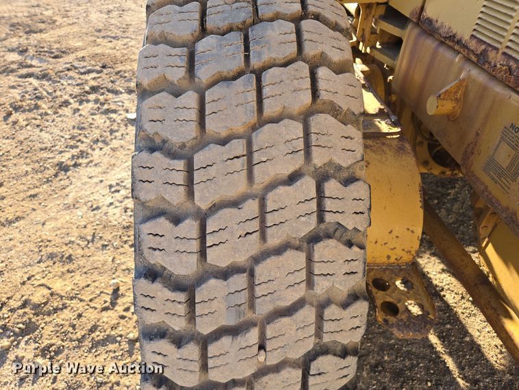 image for item EB1120 1996 Caterpillar 140H motor grader