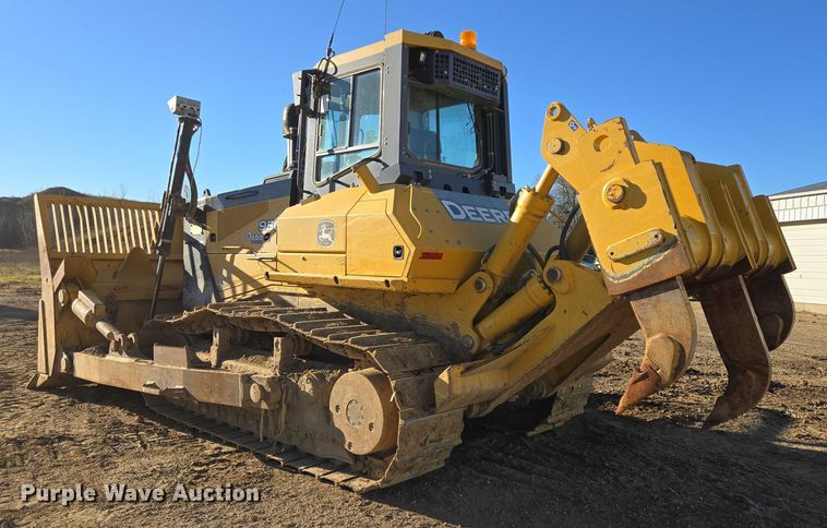 image for item EB1124 2014 John Deere 950J dozer