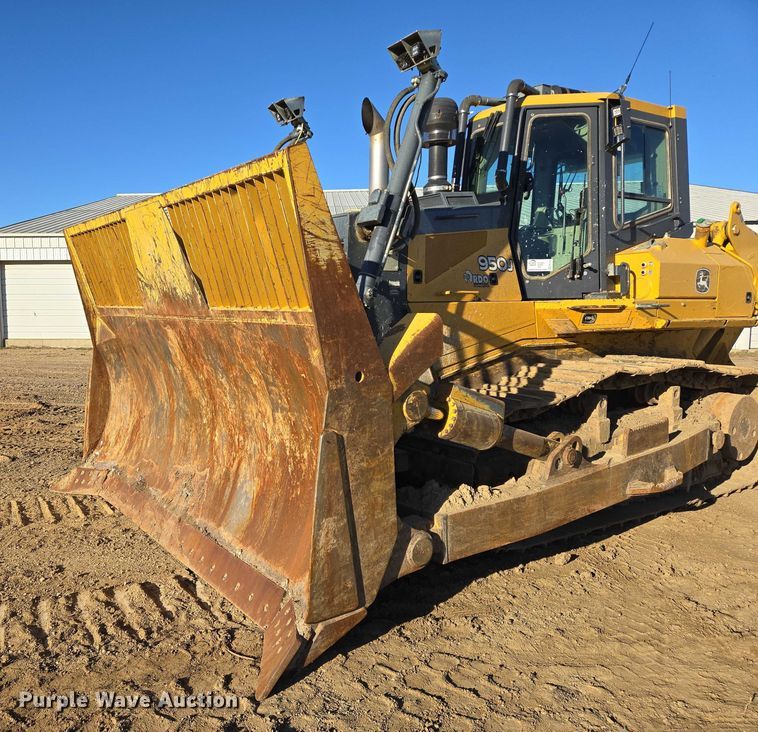 image for item EB1124 2014 John Deere 950J dozer