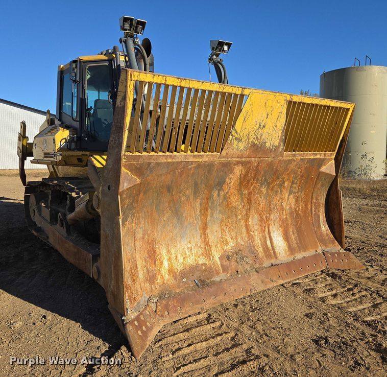 image for item EB1124 2014 John Deere 950J dozer