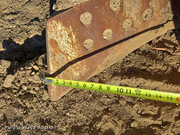 image for item EB1124 2014 John Deere 950J dozer