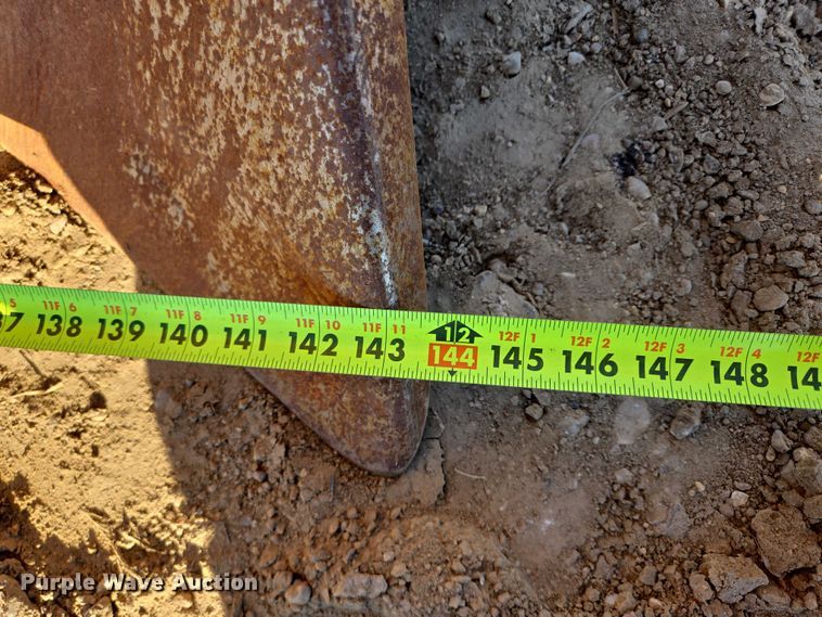 image for item EB1124 2014 John Deere 950J dozer