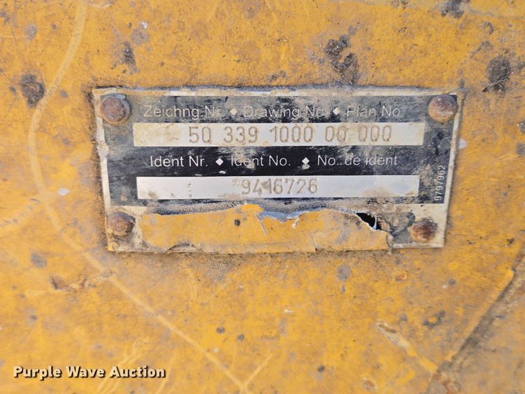 image for item EB1124 2014 John Deere 950J dozer