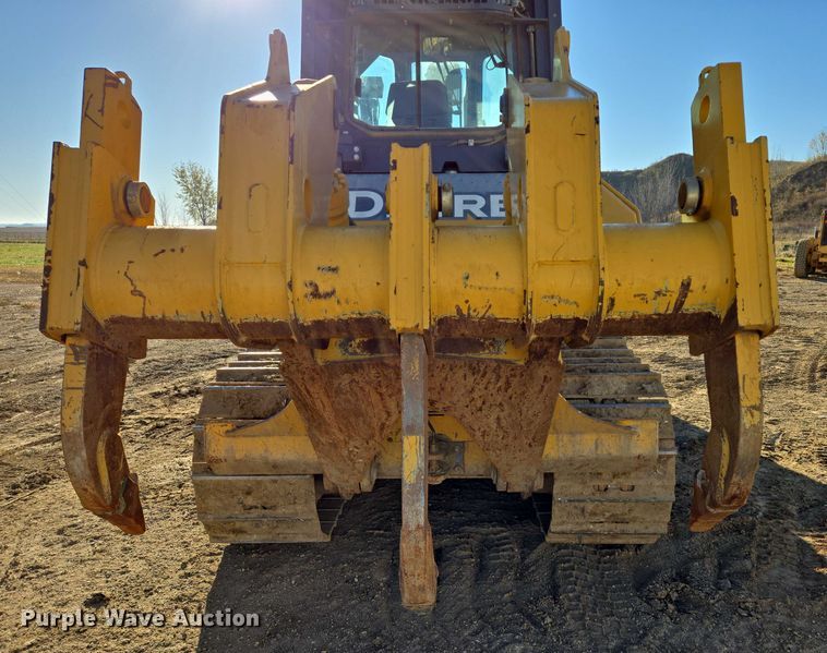 image for item EB1124 2014 John Deere 950J dozer