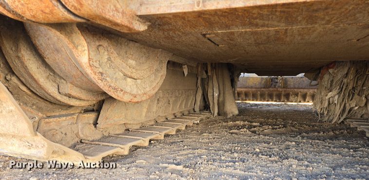 image for item EB1124 2014 John Deere 950J dozer