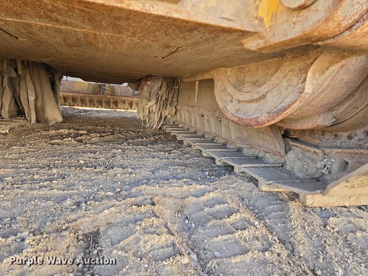 image for item EB1124 2014 John Deere 950J dozer