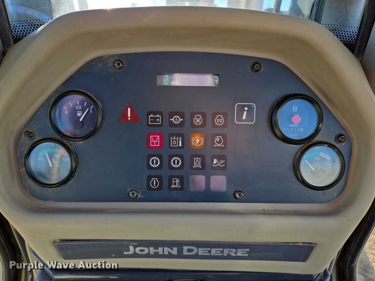 image for item EB1124 2014 John Deere 950J dozer