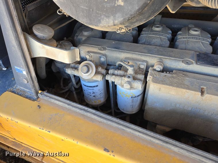 image for item EB1124 2014 John Deere 950J dozer