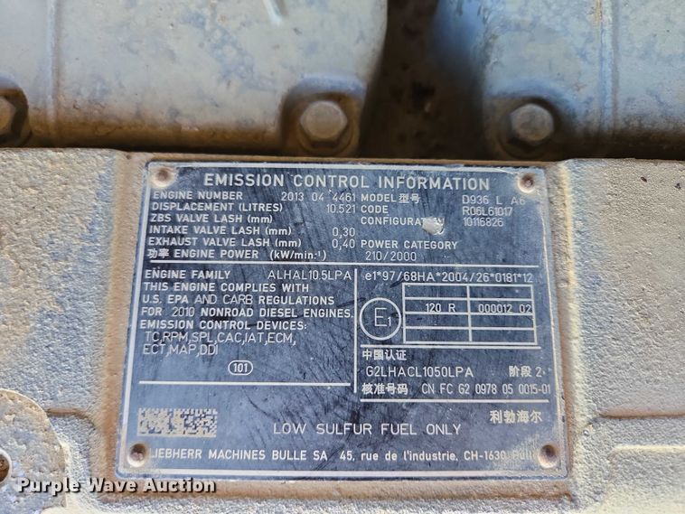 image for item EB1124 2014 John Deere 950J dozer