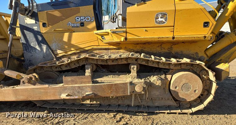 image for item EB1124 2014 John Deere 950J dozer