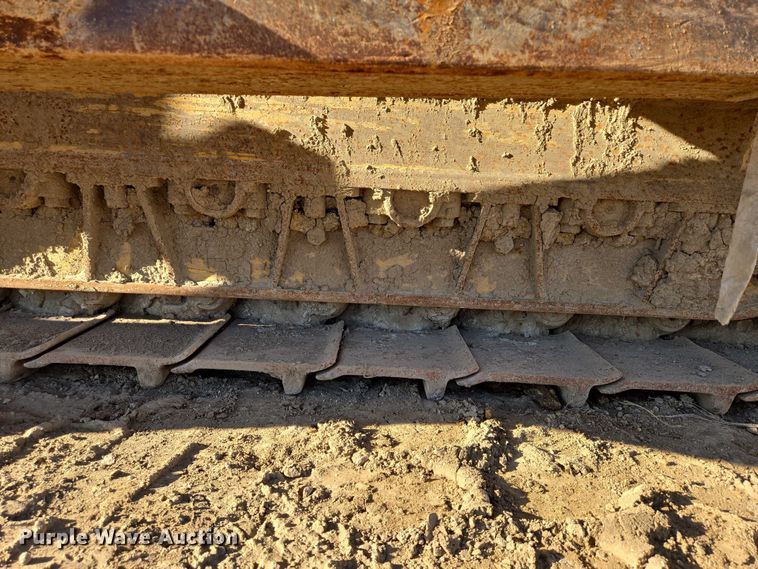 image for item EB1124 2014 John Deere 950J dozer