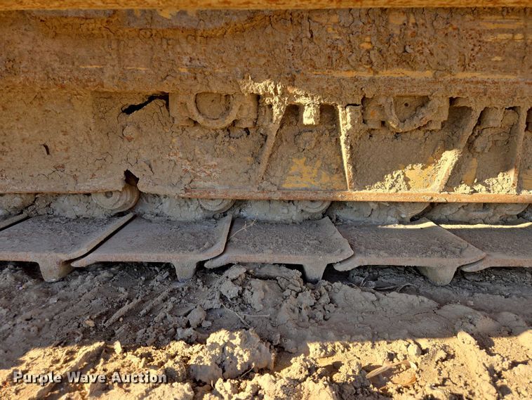 image for item EB1124 2014 John Deere 950J dozer