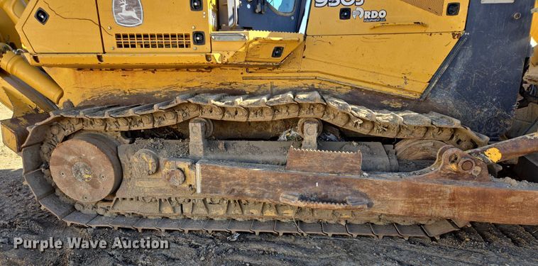 image for item EB1124 2014 John Deere 950J dozer