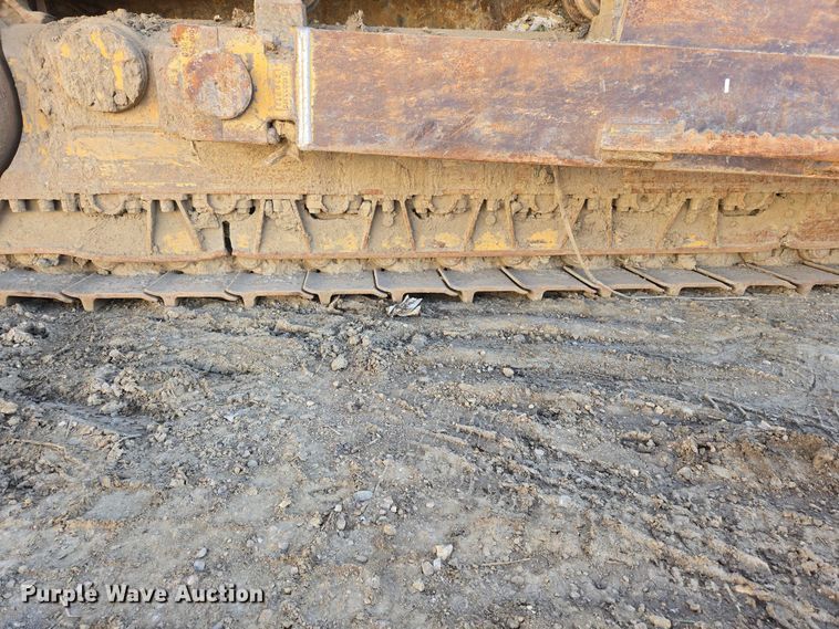 image for item EB1124 2014 John Deere 950J dozer