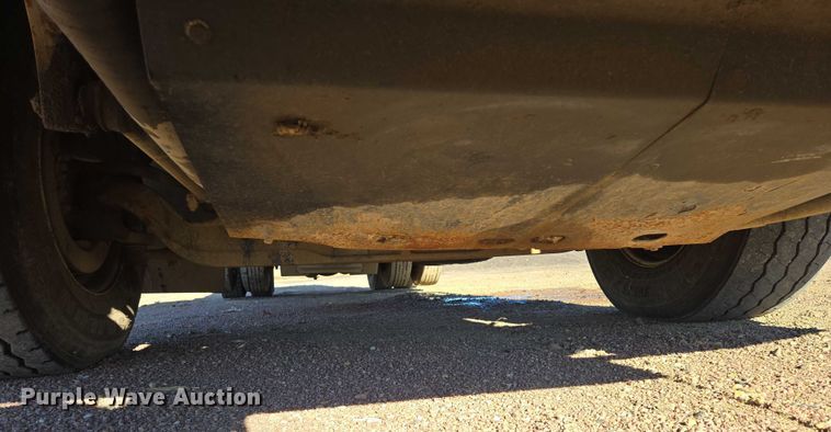 image for item EB1125 2012 Peterbilt 320 refuse truck