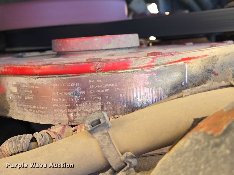 image for item EB1125 2012 Peterbilt 320 refuse truck