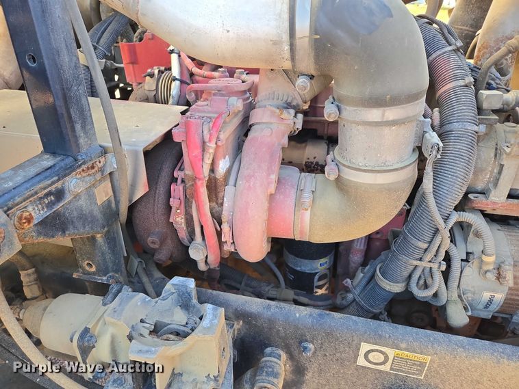 image for item EB1125 2012 Peterbilt 320 refuse truck